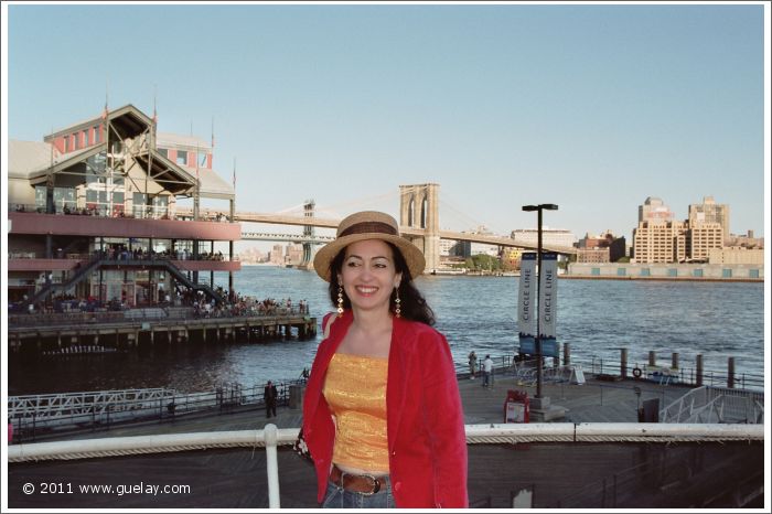 Gülay Princess at Brooklyn Bridge, New york 2005