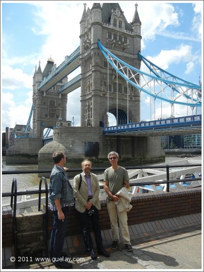 Daniel Klemmer, Josef Olt, Michael Preuschl at Tower Bridge, London