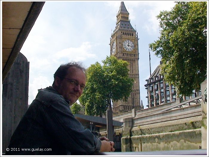 Daniel Klemmer at The Houses of Parliament, London