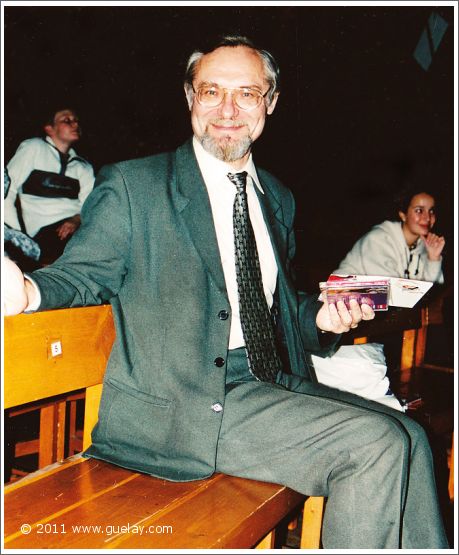 Dr. Alexander Sled in Moscow (2001)