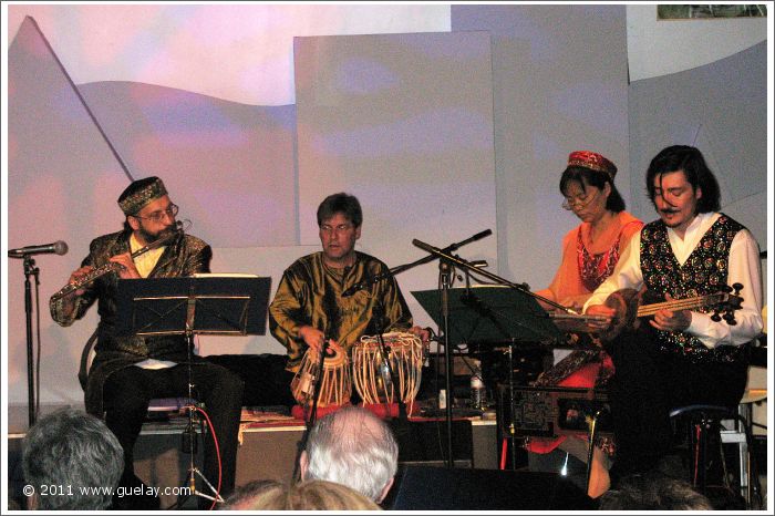 The Ensemble Aras at Future Studios, Sedona, Arizona (2006)