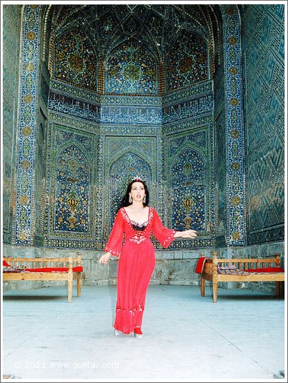 Gülay Princess in the courtyard of Sher Dor Madrasah (1997)