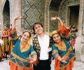 Alexander Shevchenko with girls from Samarkand (1999)